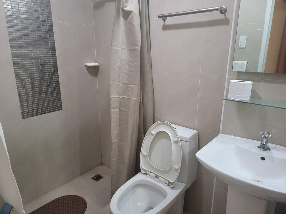 Kandi Resort-Type Spacious 1 Bedroom With Netflix And Free Housekeeping Анхелес Екстериор снимка